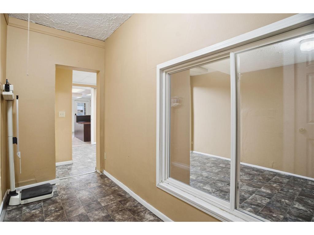 606 Rice Street Saint Paul MN 55103 7021842 image18