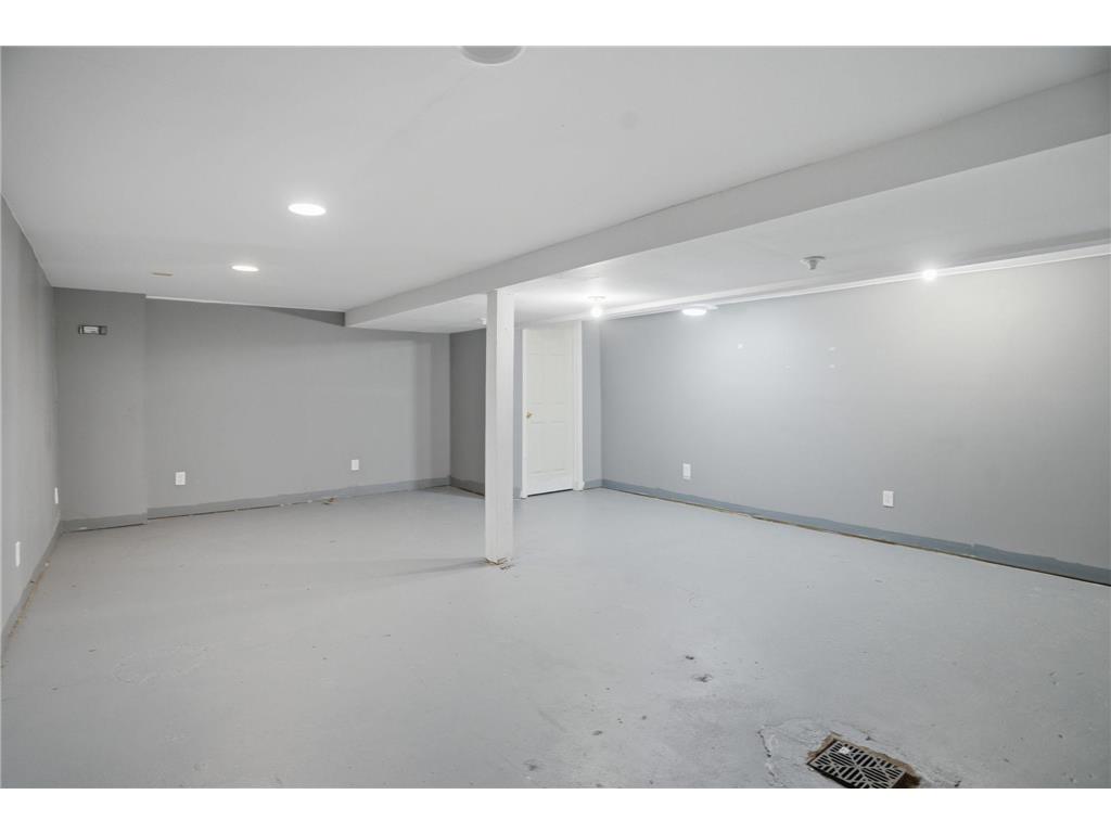 606 Rice Street Saint Paul MN 55103 7021842 image23