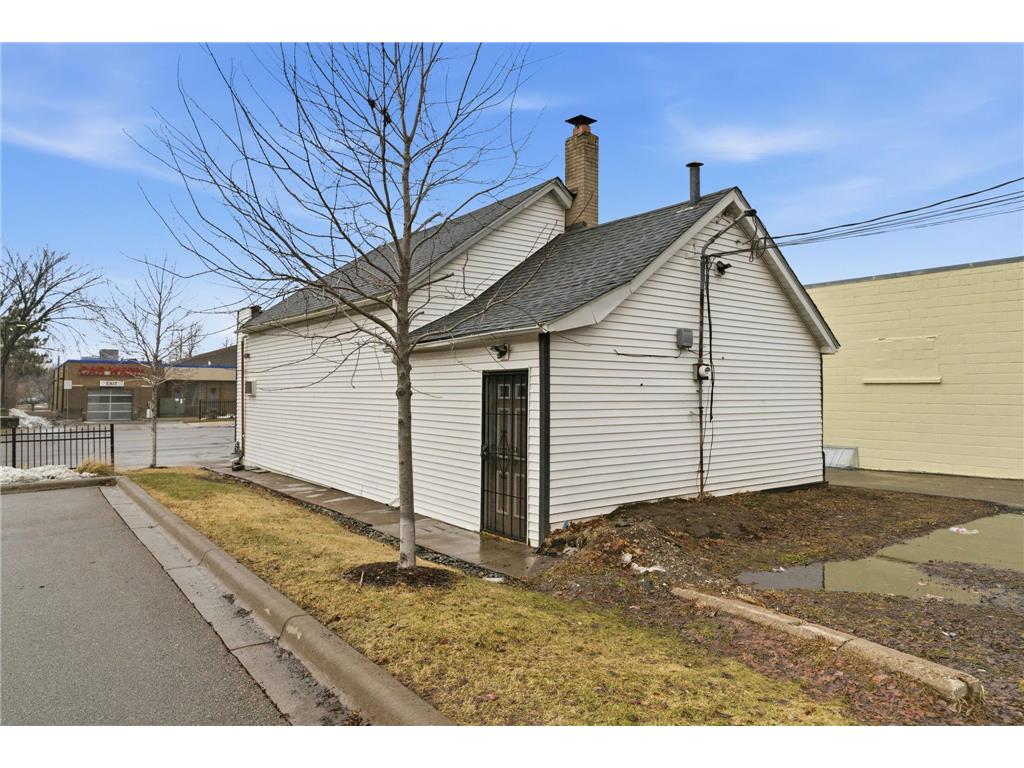 606 Rice Street Saint Paul MN 55103 7021842 image27