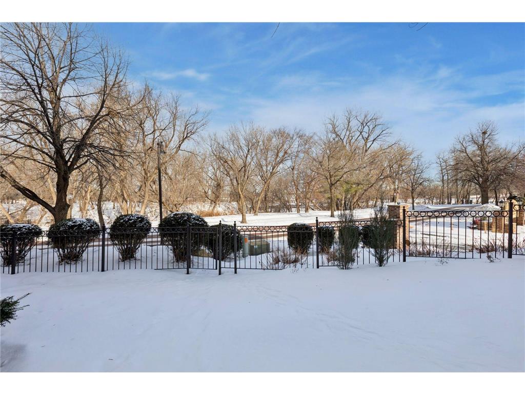 606 River Street Minneapolis MN 55401 - Mississippi 7001313 image70