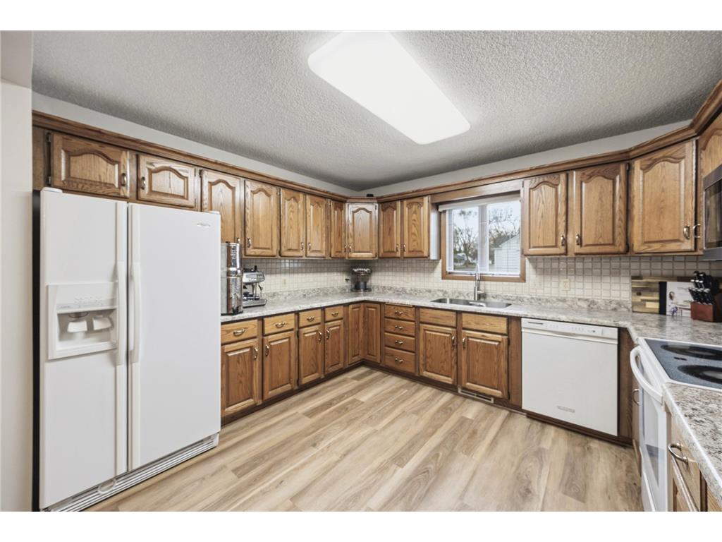 606 S 10th Street Olivia MN 56277 6816771 image10