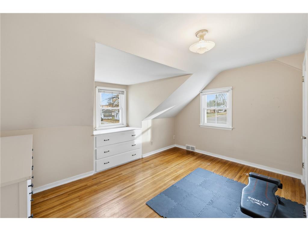 606 S 10th Street Olivia MN 56277 6816771 image20