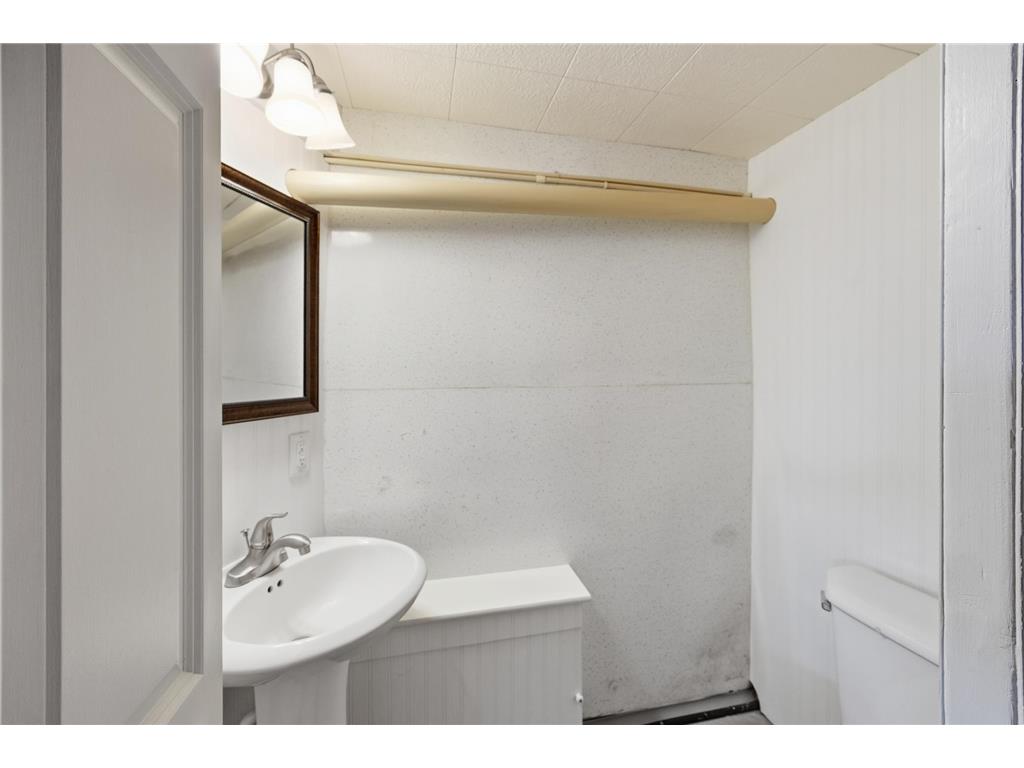 606 S 10th Street Olivia MN 56277 6816771 image31