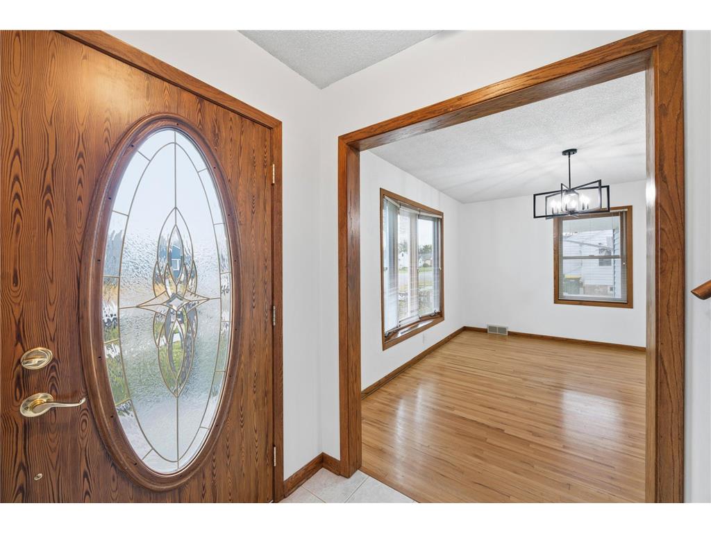 606 S 10th Street Olivia MN 56277 6816771 image8