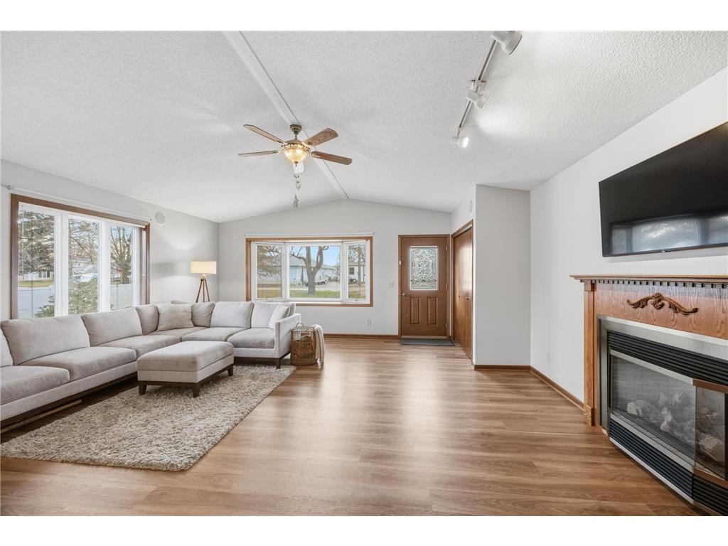 606 S 10th Street Olivia MN 56277 7023439 image30
