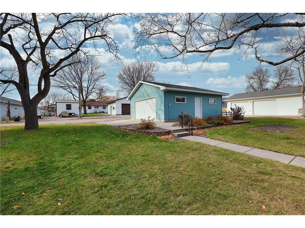 606 S 10th Street Olivia MN 56277 7023439 image32