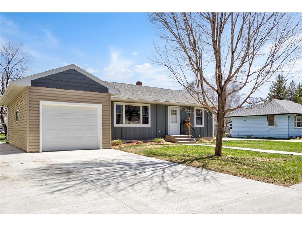 606 S 11th Street, Montevideo, MN, 56265 MLS 6367049 Edina Realty