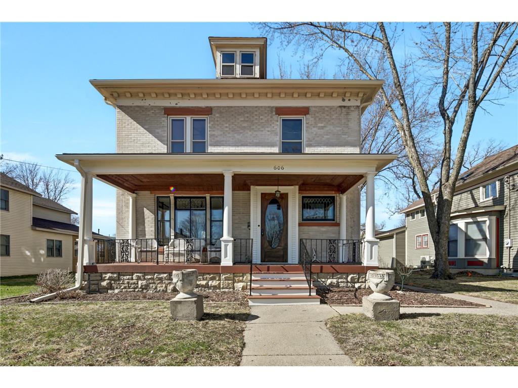 606 S Oak Street Lake City MN 55041 6704345 image1