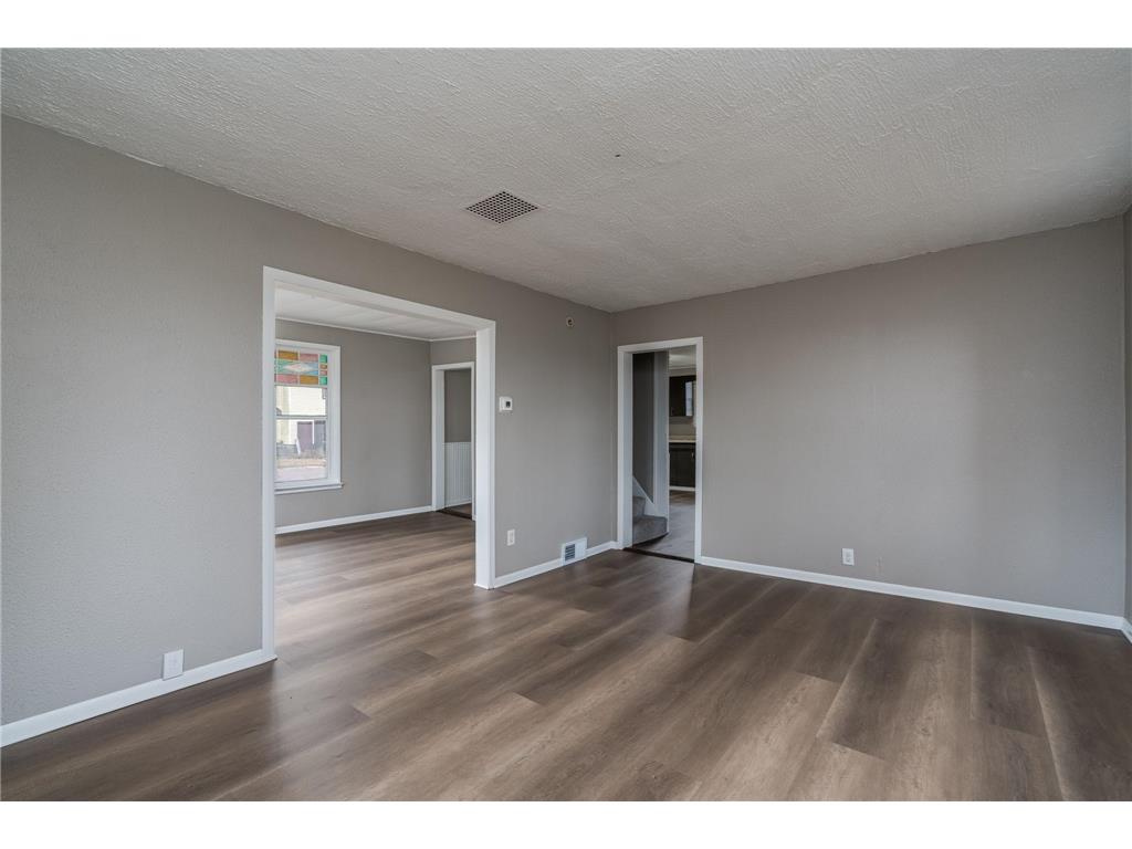 606 Smith Street NE Mapleton MN 56065 6825525 image10