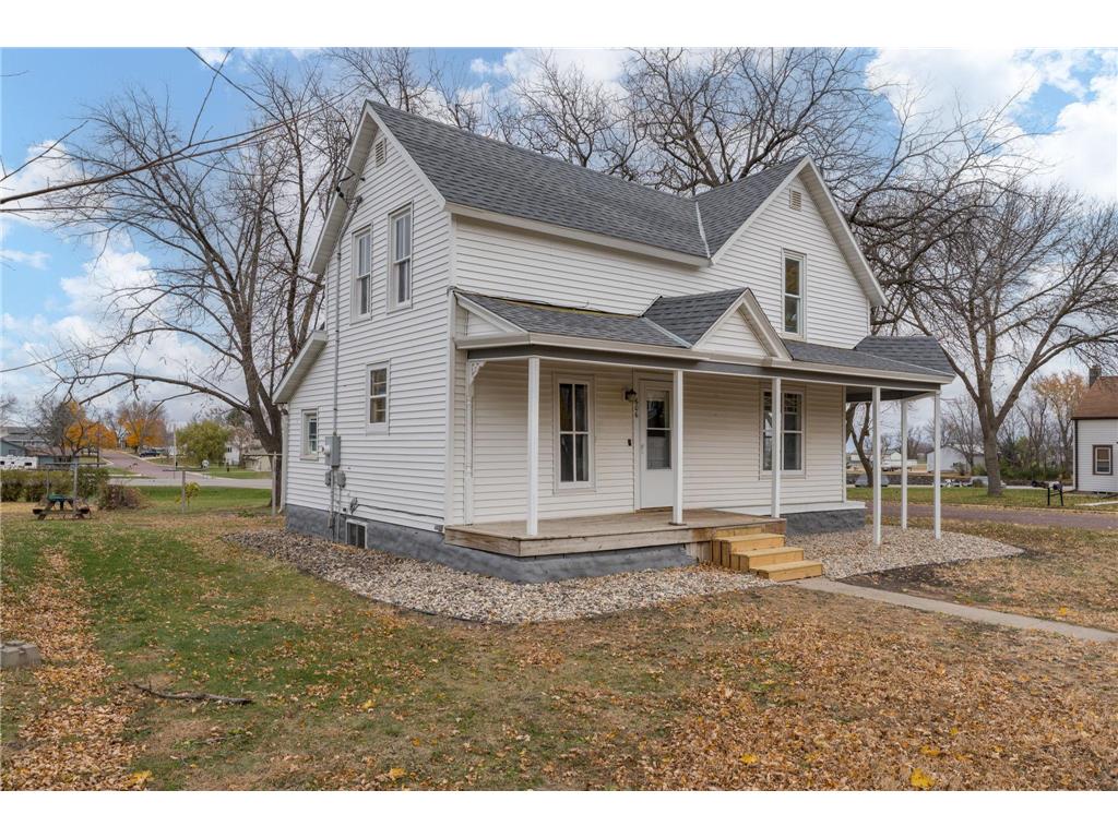 606 Smith Street NE Mapleton MN 56065 6825525 image2