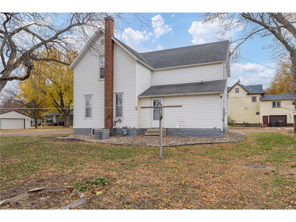 606 Smith Street NE Mapleton MN 56065 6825525 image29