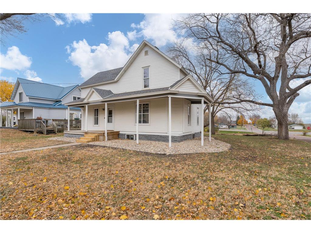 606 Smith Street NE Mapleton MN 56065 6825525 image3