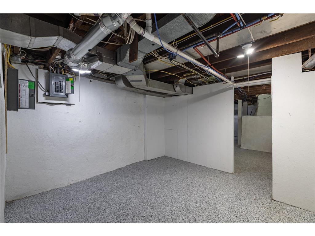 606 W 5th Street Winona MN 55987 7084511 image22