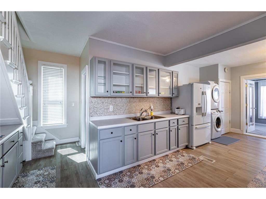 606 W 5th Street Winona MN 55987 7084511 image9