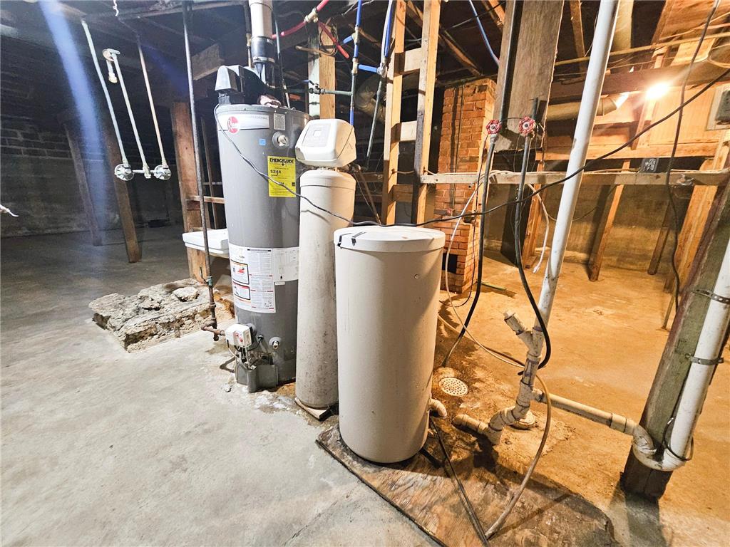 606 W Main Street Marshall MN 56258 6820882 image23