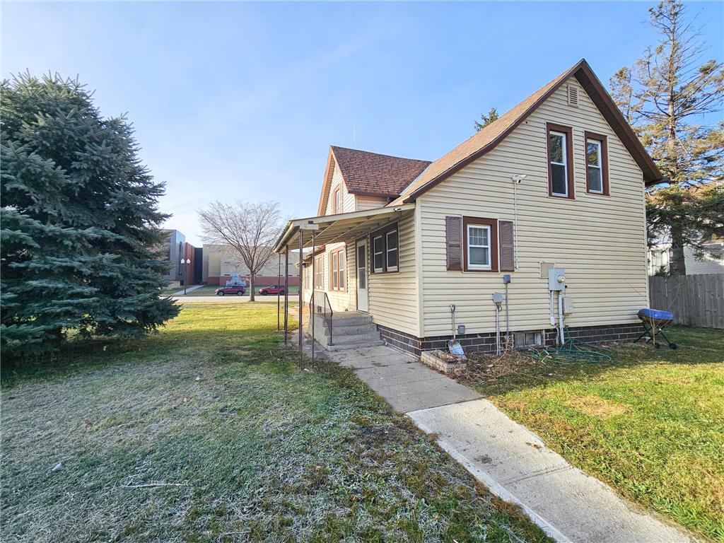 606 W Main Street Marshall MN 56258 6820882 image25