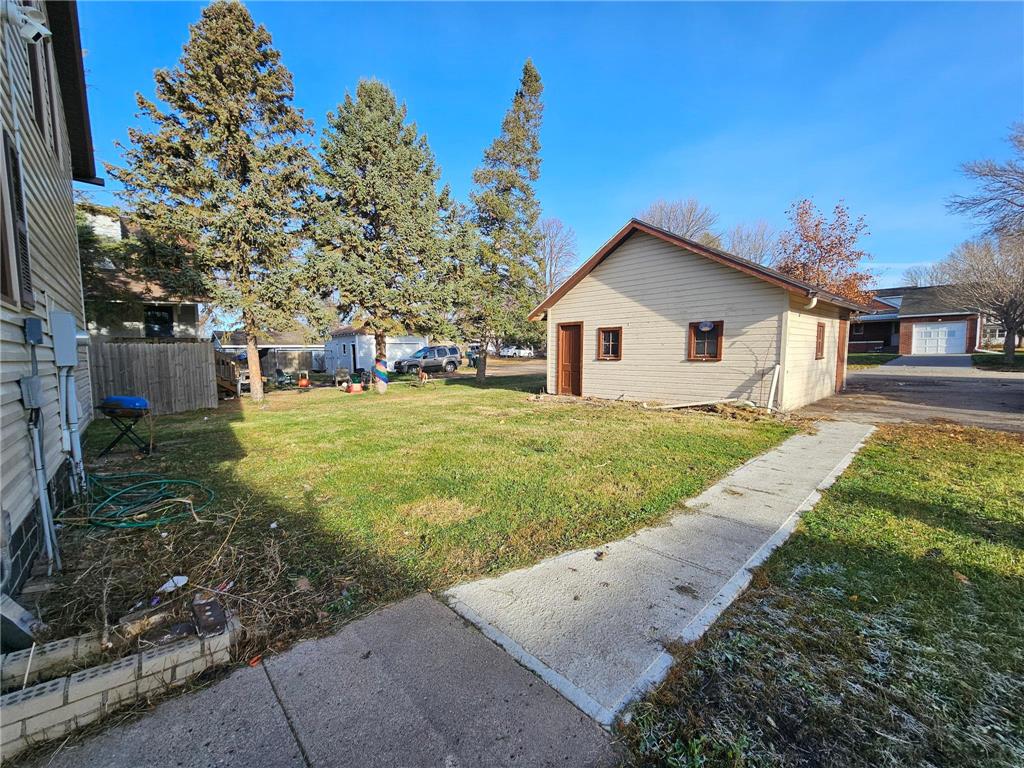 606 W Main Street Marshall MN 56258 6820882 image26