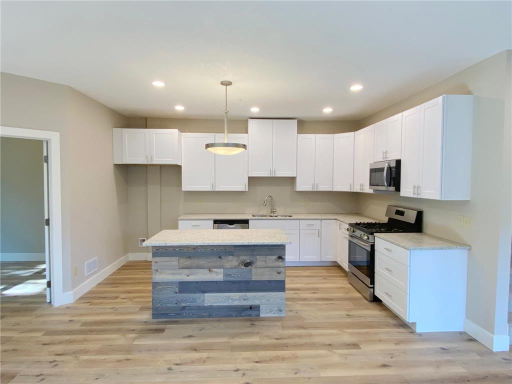 6060 Boulder Ridge Drive Rockford MN 55373 7094091 image5