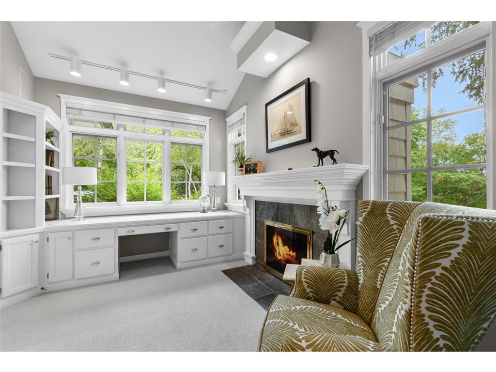 6060 Ridge Road Shorewood MN 55331 - Christmas 6813237 image19