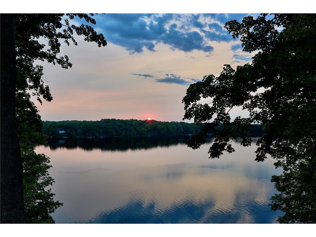 6060 Ridge Road Shorewood MN 55331 - Christmas 6813237 image37