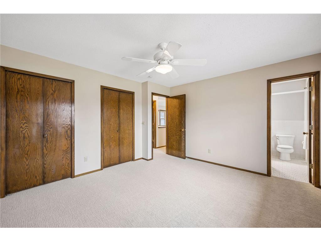 6061 Hillsboro Avenue N New Hope MN 55428 7046900 image16