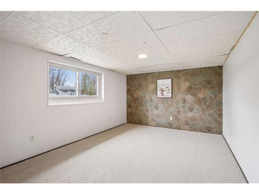 6061 Hillsboro Avenue N New Hope MN 55428 7046900 image21