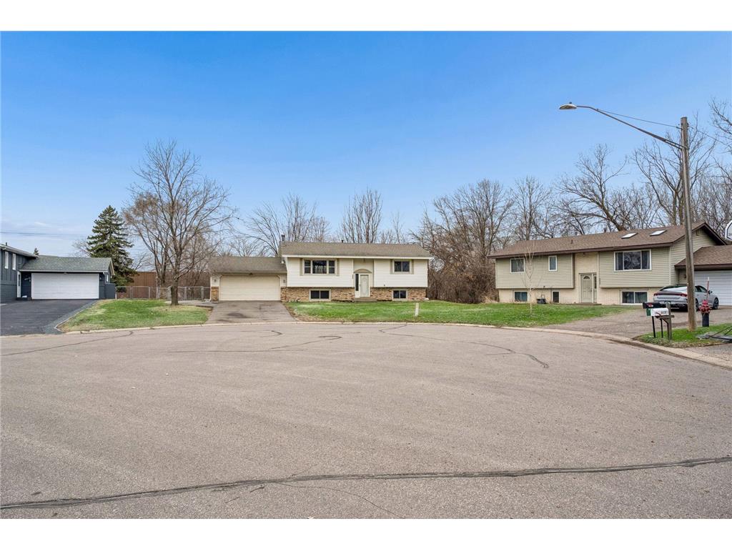 6061 Hillsboro Avenue N New Hope MN 55428 7046900 image43