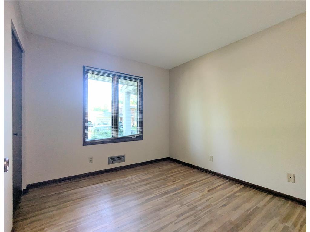 6065 Oakwood Road Woodbury MN 55125 7096865 image10