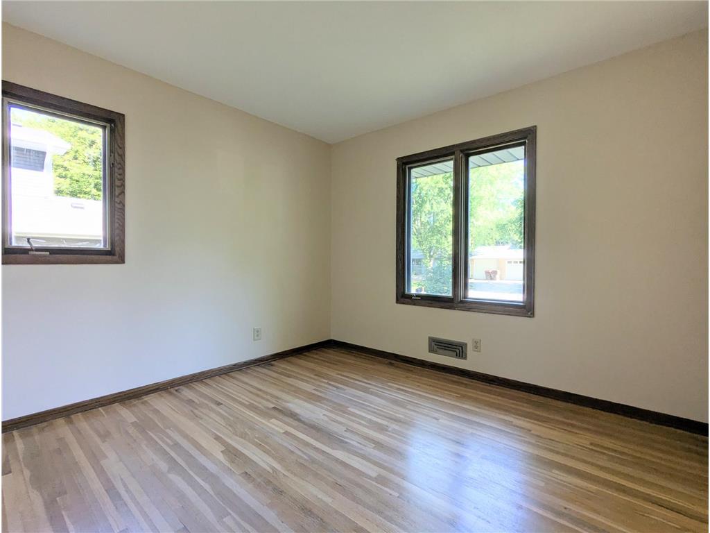 6065 Oakwood Road Woodbury MN 55125 7096865 image12