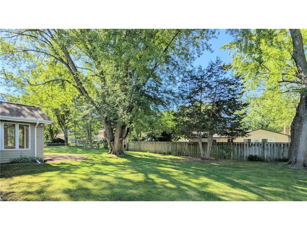 6065 Oakwood Road Woodbury MN 55125 7096865 image22