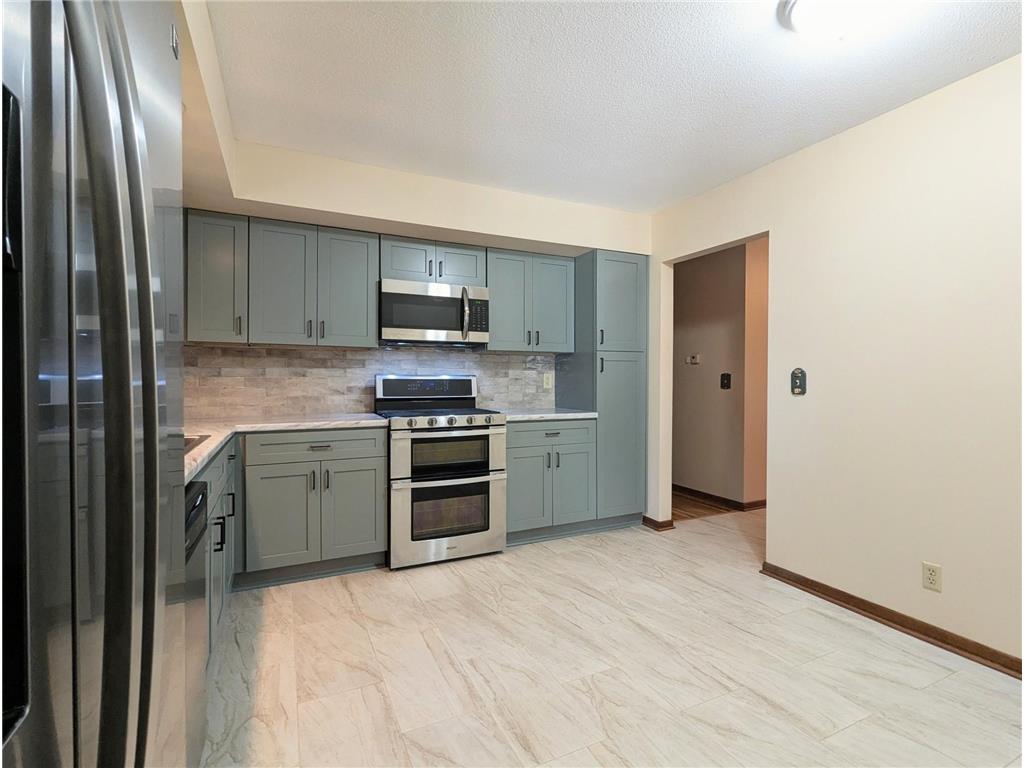 6065 Oakwood Road Woodbury MN 55125 7096865 image3
