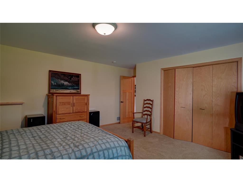 6065 SEAMANS Drive Shorewood MN 55331 7097970 image40