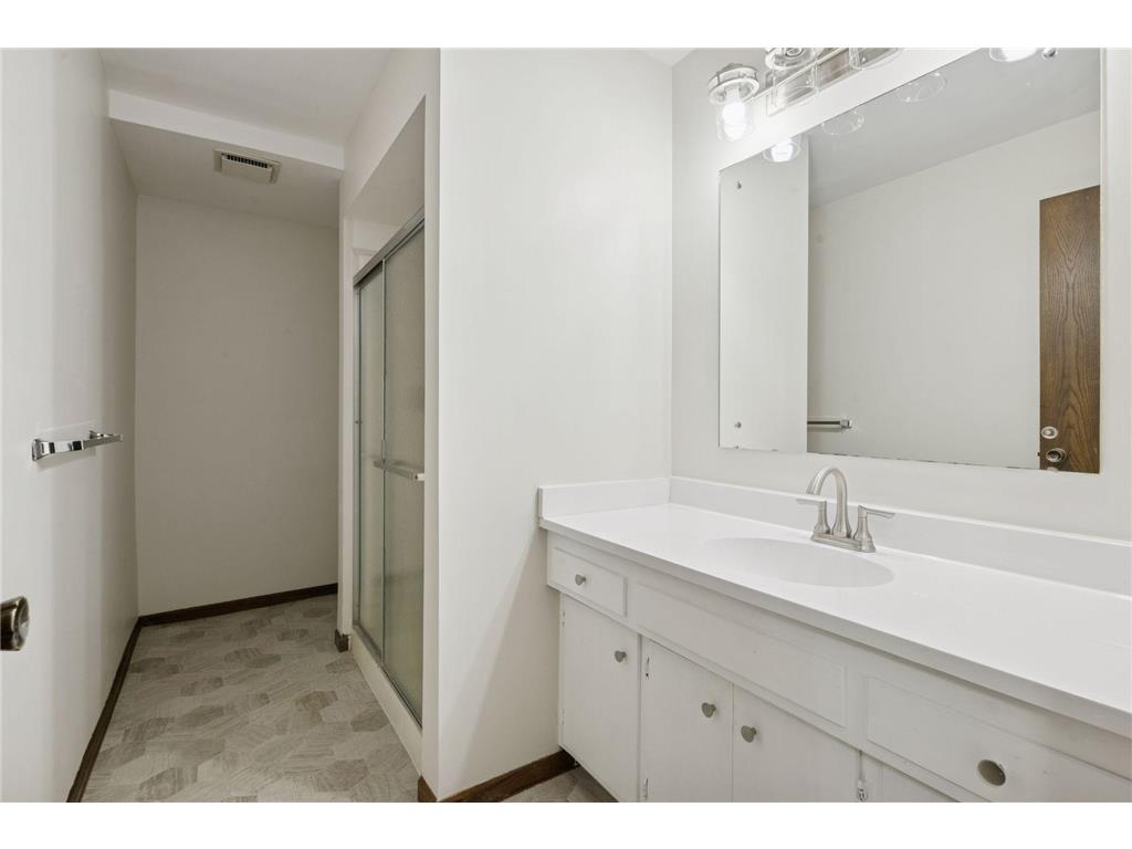 6066 Blake Ridge Road Edina MN 55436 7002760 image25