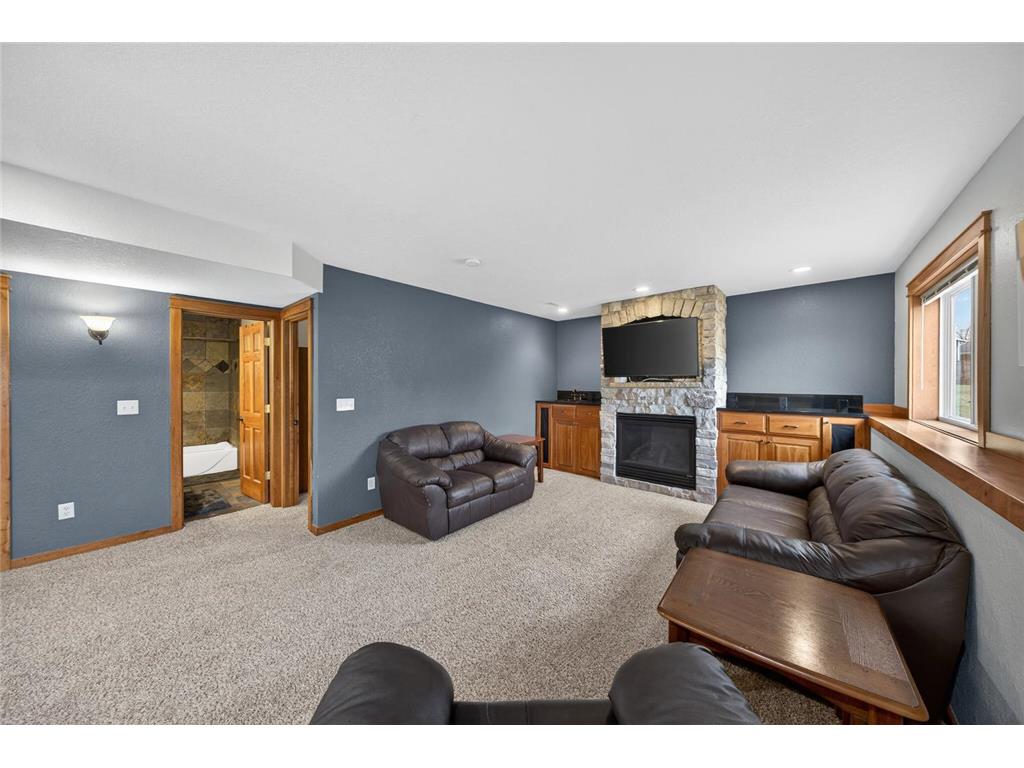 607 12th Avenue NE Stewartville MN 55976 7040711 image32