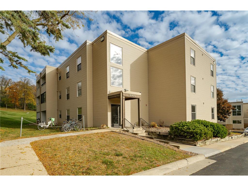 607 19th Street NW #24 Rochester MN 55901 6812071 image1