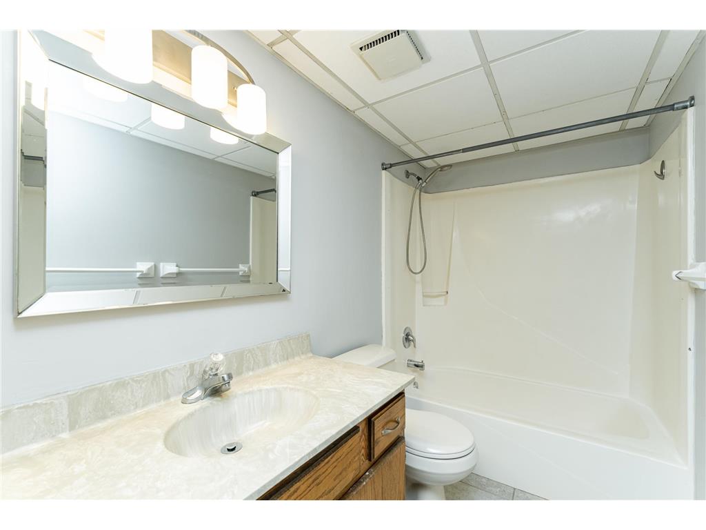 607 19th Street NW #24 Rochester MN 55901 6812071 image13