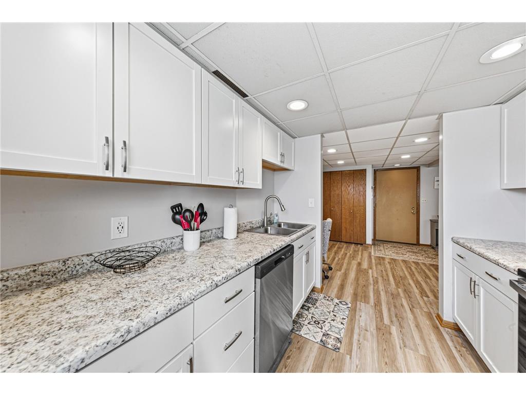 607 19th Street NW #25 Rochester MN 55901 7031972 image9