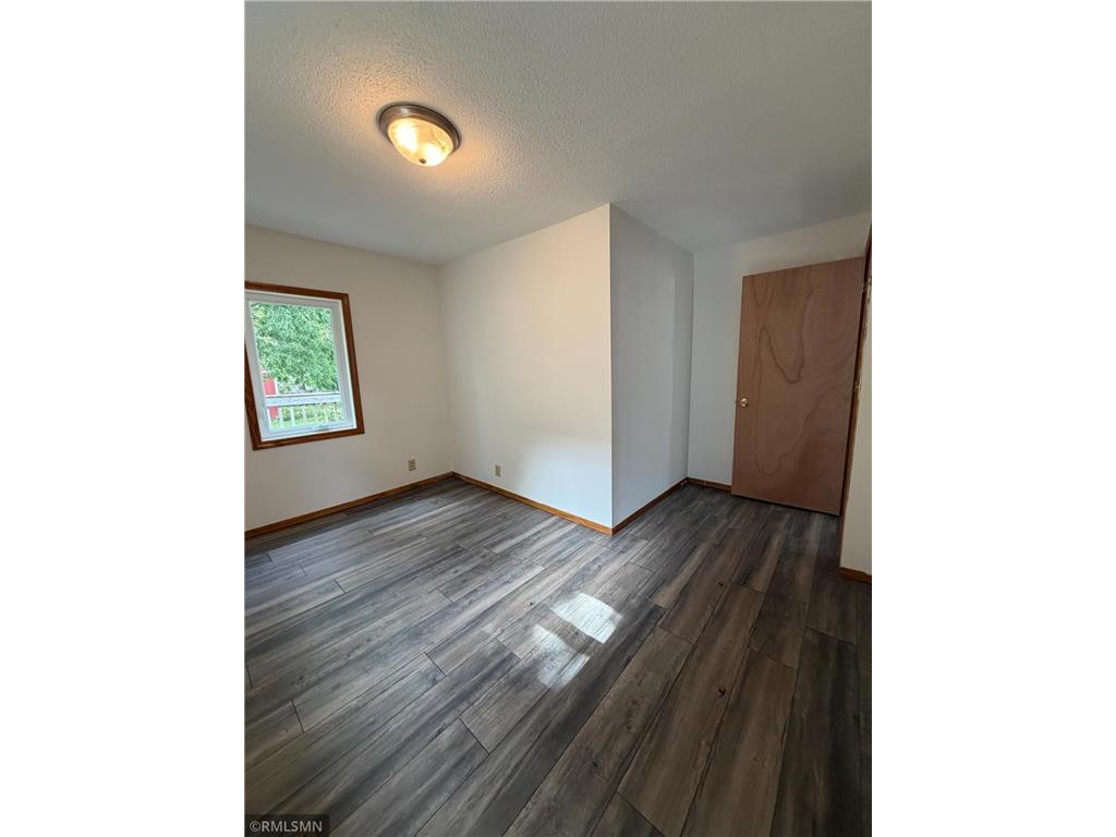 607 1st Avenue E Shakopee MN 55379 7086404 image11