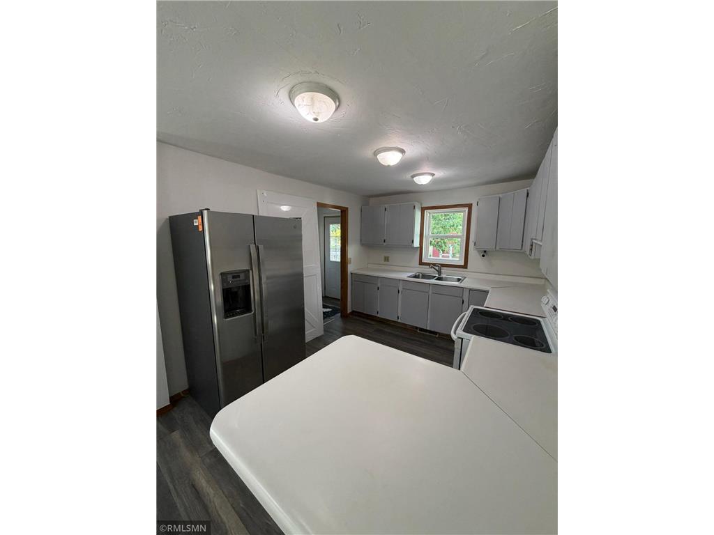 607 1st Avenue E Shakopee MN 55379 7086404 image5