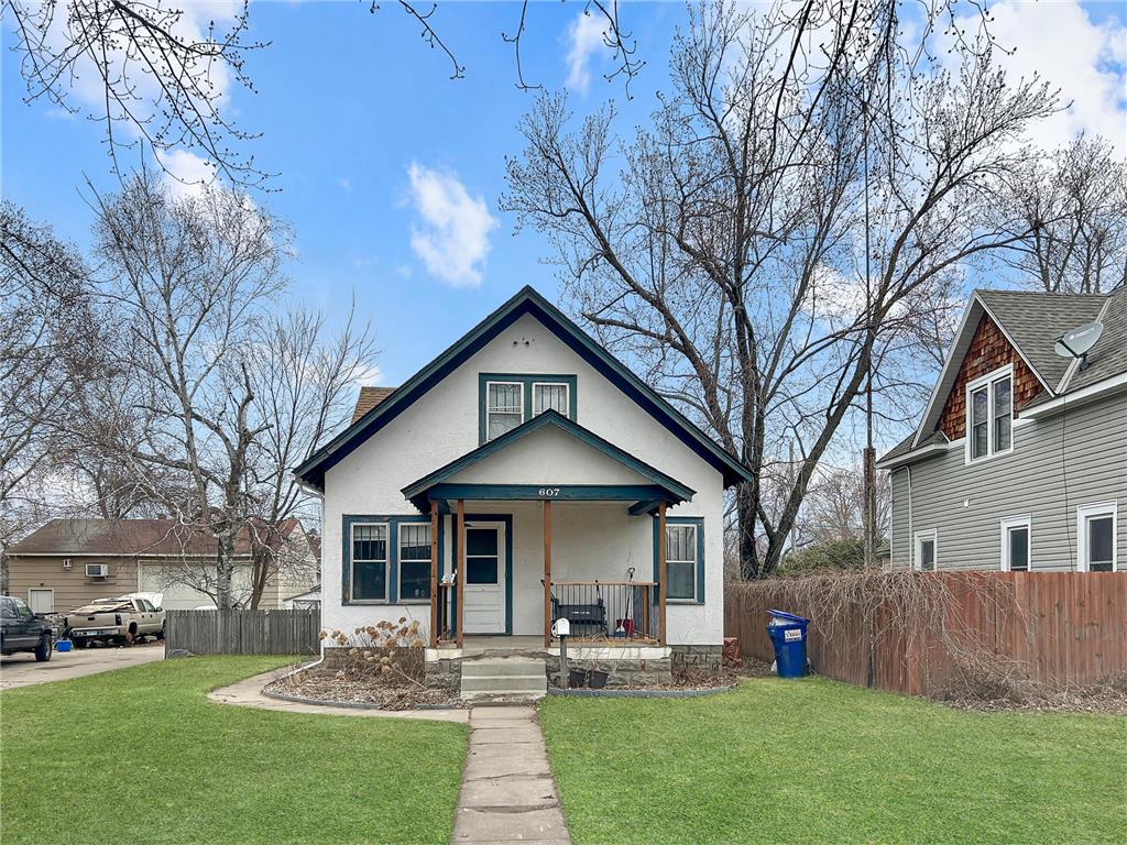 607 1st Street SW Wadena MN 56482 7047940 image2