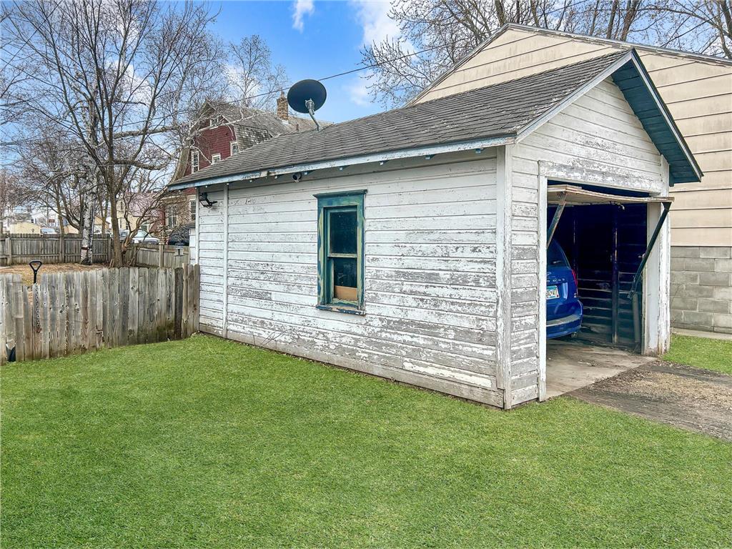 607 1st Street SW Wadena MN 56482 7047940 image4