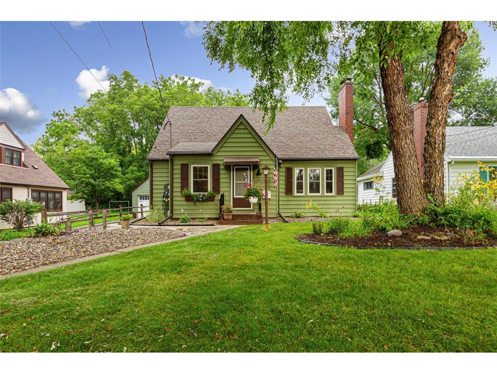 607 3rd Street S Waterville MN 56096 6764215 image1