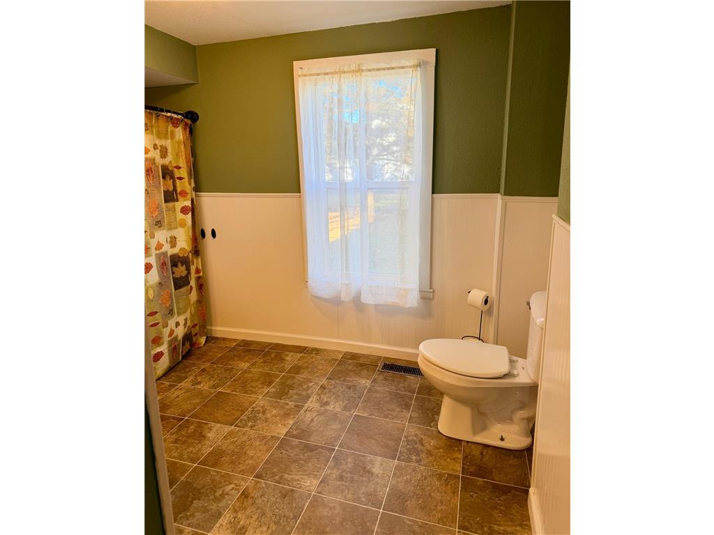 607 4th Street NE Little Falls MN 56345 6818612 image12