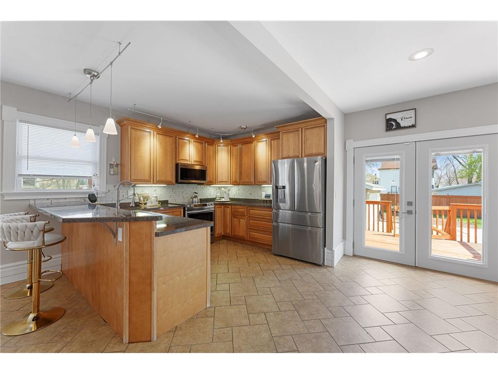 607 4th Street SW Willmar MN 56201 7043216 image14