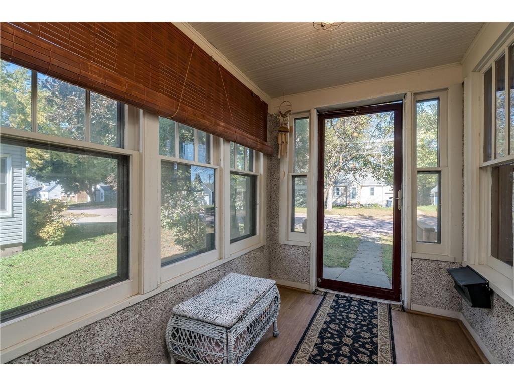 607 Blue Earth Street Mankato MN 56001 6802068 image4