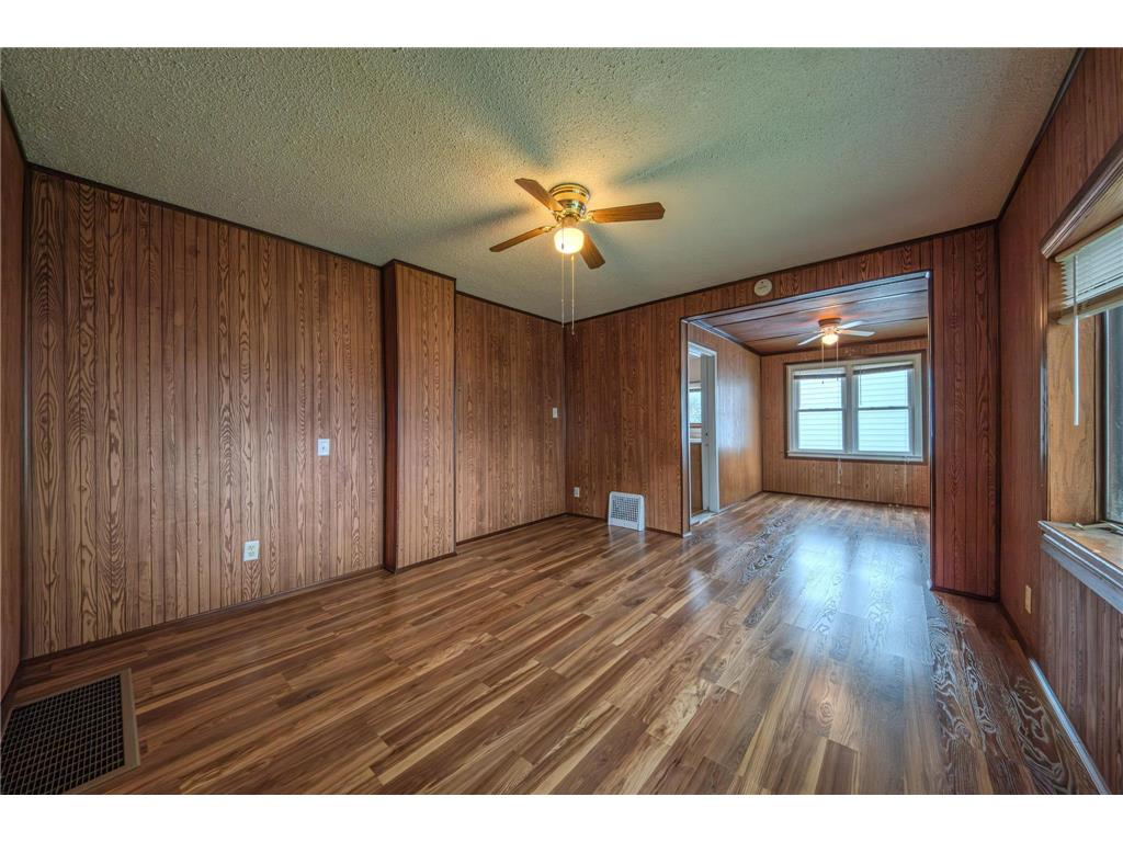 607 Charles Avenue Saint Paul MN 55103 7073870 image1