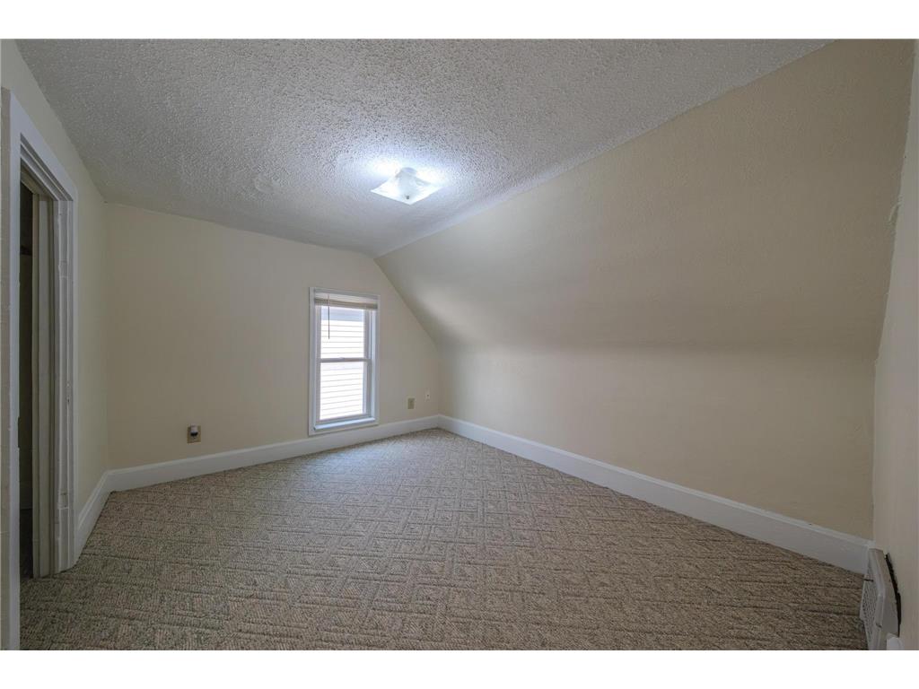 607 Charles Avenue Saint Paul MN 55103 7073870 image14