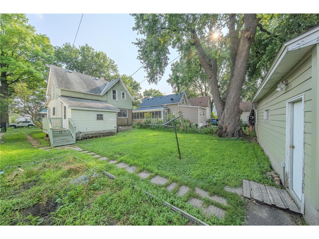 607 Charles Avenue Saint Paul MN 55103 7073870 image23