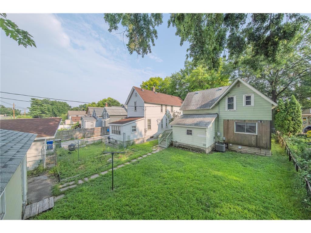 607 Charles Avenue Saint Paul MN 55103 7073870 image25