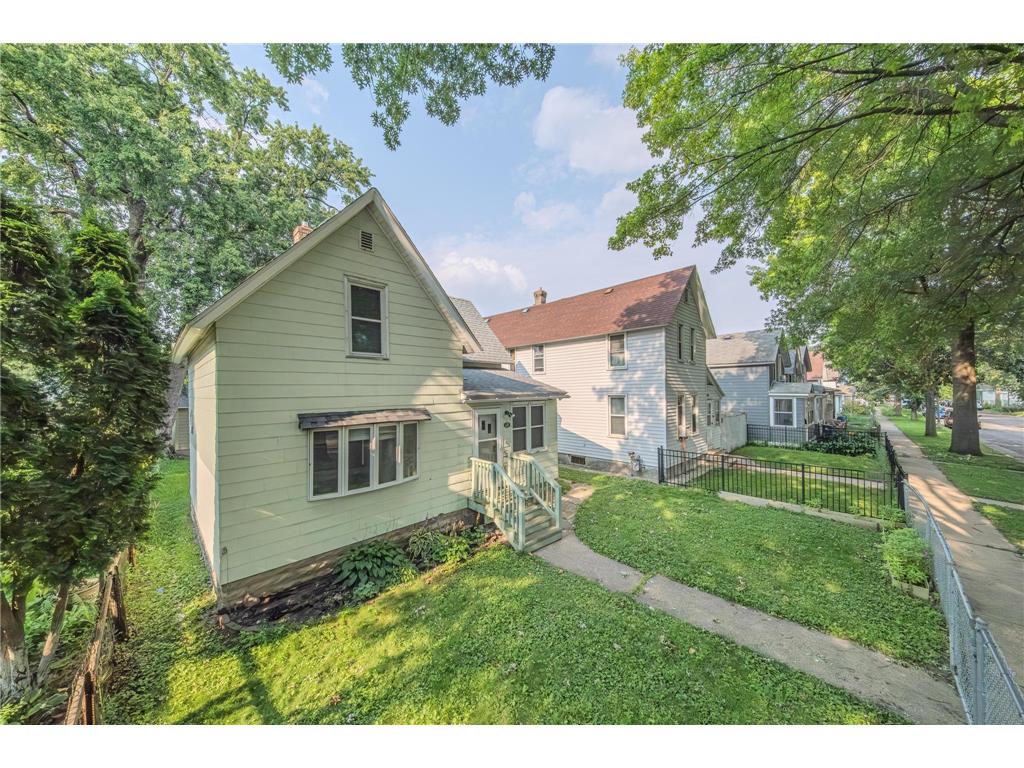 607 Charles Avenue Saint Paul MN 55103 7073870 image27